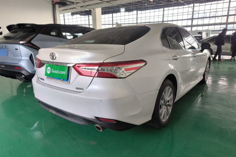 Used Toyota Camry 2021 2.0G Luxury Edition
