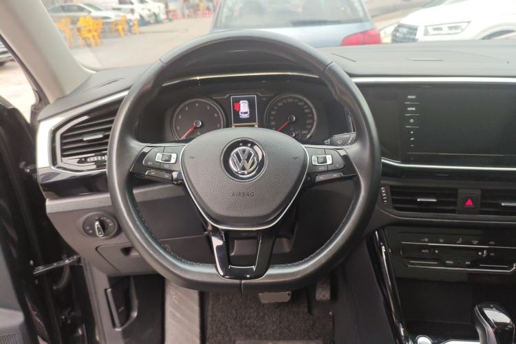 Used Volkswagen Tayron 2020 330TSI Two-Wheel Drive Luxury Smart Connectivity Version Steering Wheel