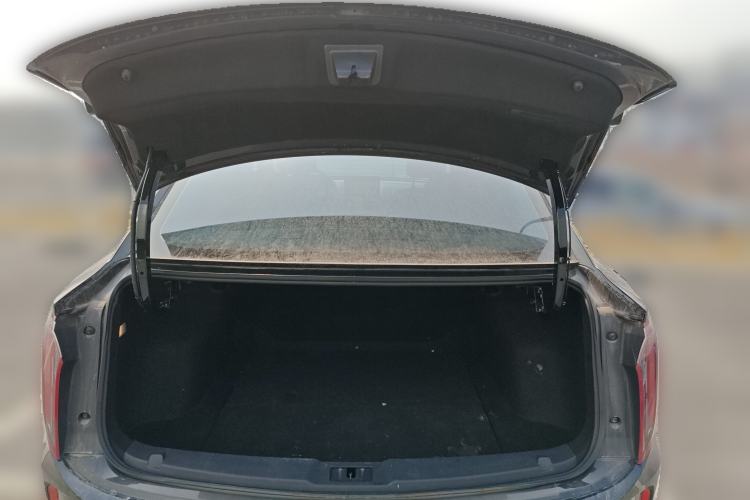 Used Hongqi E-QM5 2023 Revised Version Basic Travel Edition Trunk