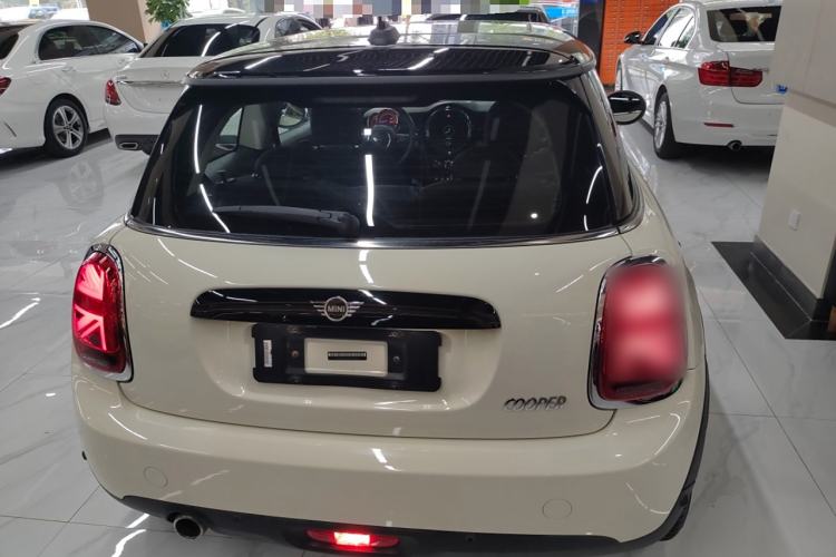 Used MINI MINI 2018 1.5T COOPER Classic Edition