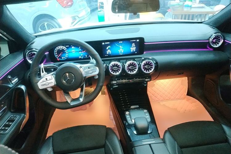 Used Mercedes-Benz A-Class 2021 A 200 L Sport Sedan Fashion Model
