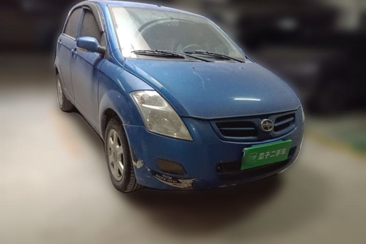 Used FAW Weizhi V2 2010 1.3L AMT Flagship Version Front Right 45 Deg