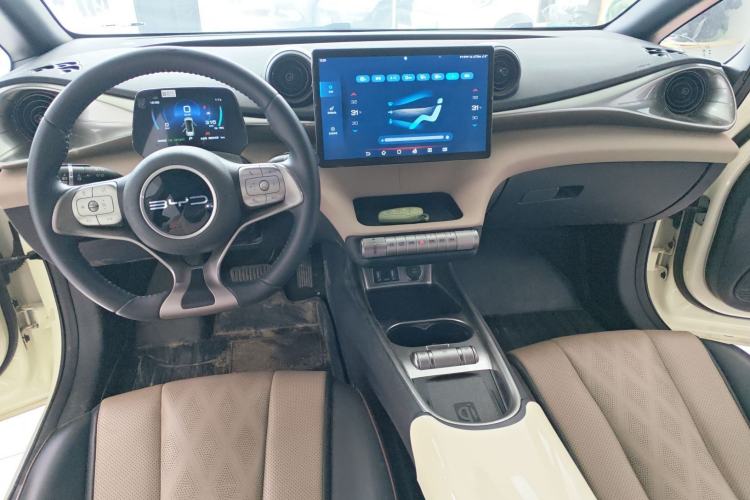 Used BYD Dolphin 2023 420 km Fashion Edition