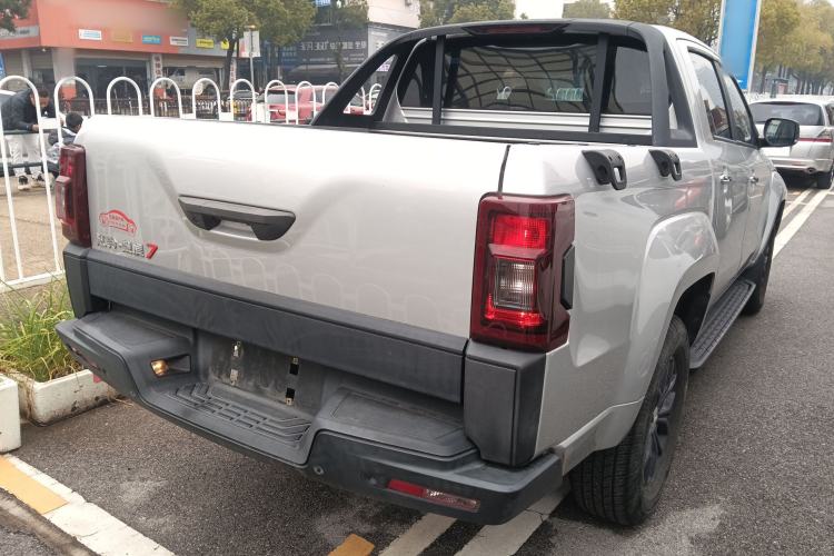 Used JMC Yuhu 7 2022 2.0T Manual Diesel Two-Wheel Drive Comfort Version Standard Wheelbase
