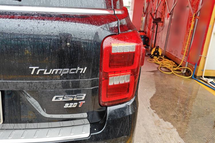 Used GAC Trumpchi GS8 2017 320T Two-Wheel Drive Luxury Smart Connectivity Version (7 Seats)
