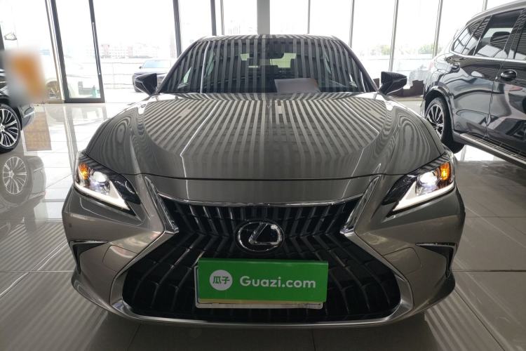 Used Lexus ES 2023 200 Excellence Edition