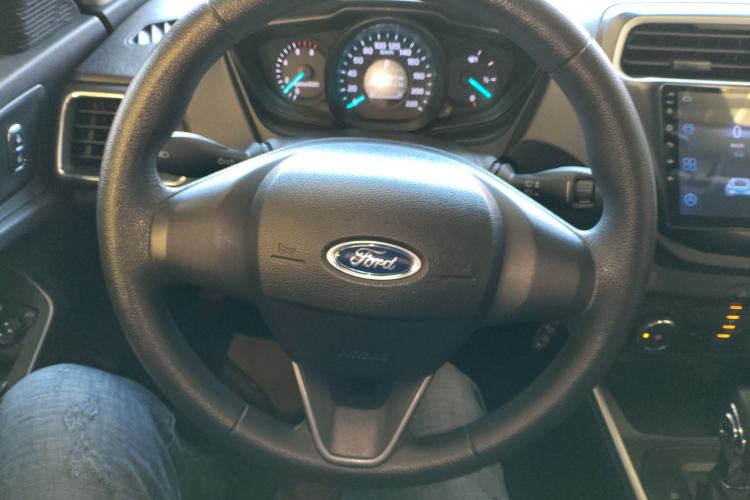 Used Ford Escort 2019 Revised 1.5L Automatic ZhiXiang Version China VI Standard
