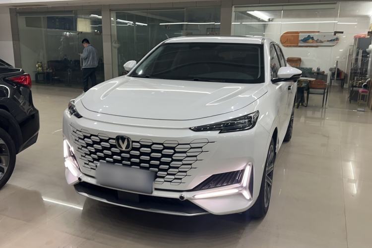 Used Changan UNI-K 2024 2.0T Two-Wheel Drive Global Edition