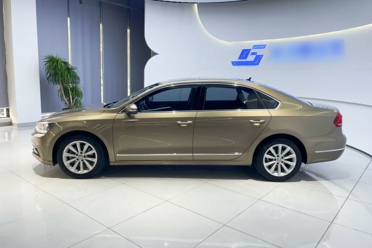 Used Volkswagen Passat 2017 330TSI DSG Luxury Edition