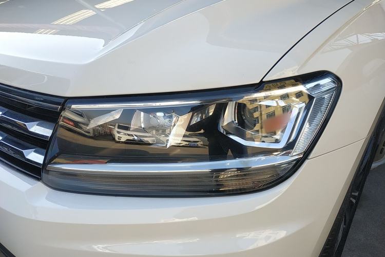 Used Volkswagen Tiguan L 2021 280TSI Automatic Two-Wheel Drive Comfort Edition – Low-Trim Version
