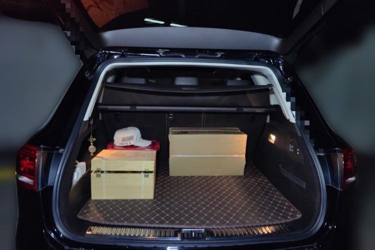 Used Volkswagen Touareg 2017 3.0 TSI Touareg Edition Trunk