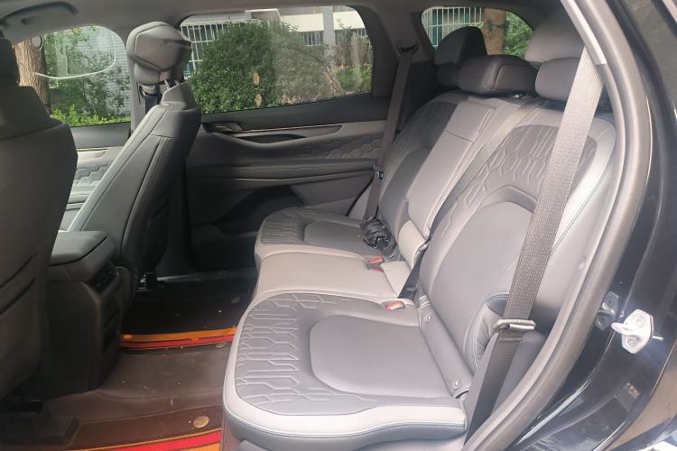 Used Ford Edge 2023 Ford Explorer L 2.0T EcoBoost Two-Wheel Drive 7-Seater Luxury Model