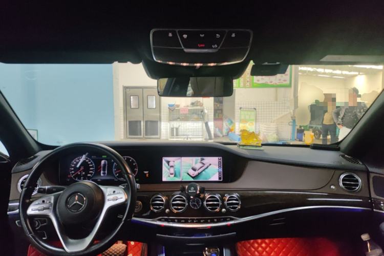 Used Mercedes-Benz S-Class 2020 S 350 L Business Class Ultimate Edition Center Console