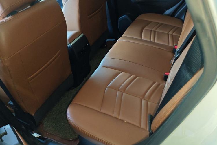 Used Dongfeng Fengdu MX5 2016 2.0L Automatic Flagship Edition