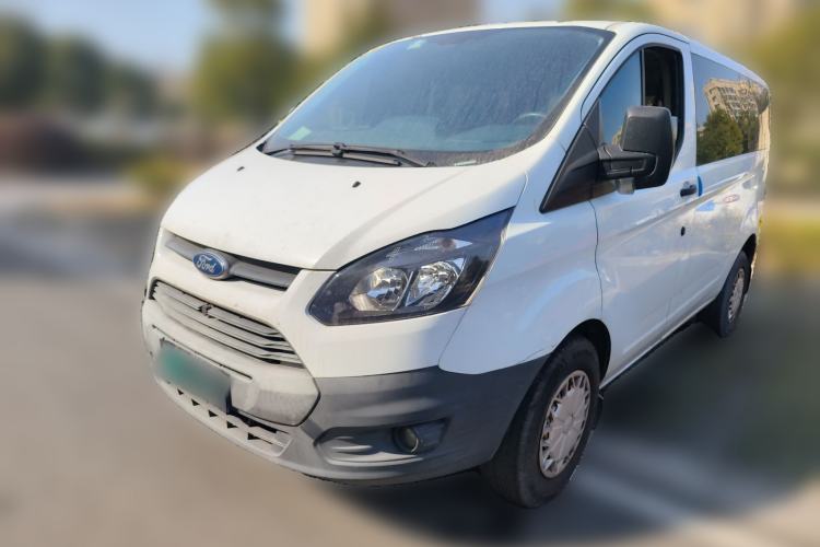 Used Ford Transit 2020 2.0T Diesel Multi-Function Commercial Vehicle Mid-Chassis Low-Roof Design with Dual Rear Doors Emission Standard China V