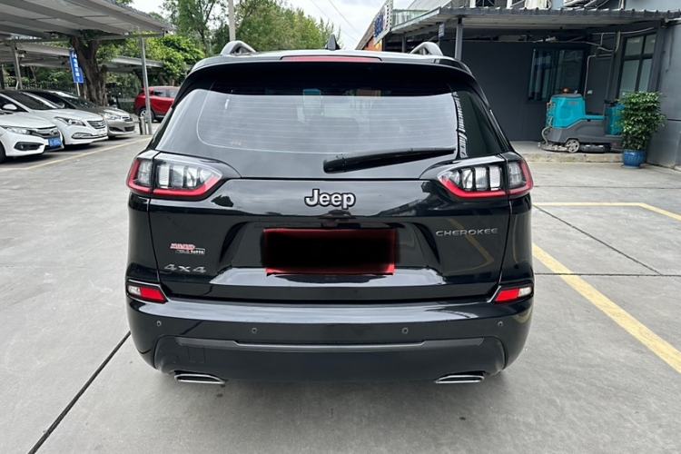 Used Jeep Cherokee 2021 2.0T Four-Wheel Drive 80th Anniversary Edition
