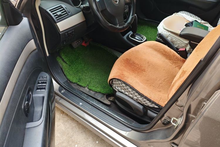 Used Nissan Sylphy 2018 Classic 1.6XE+ CVT Leading Edition Driver Seat