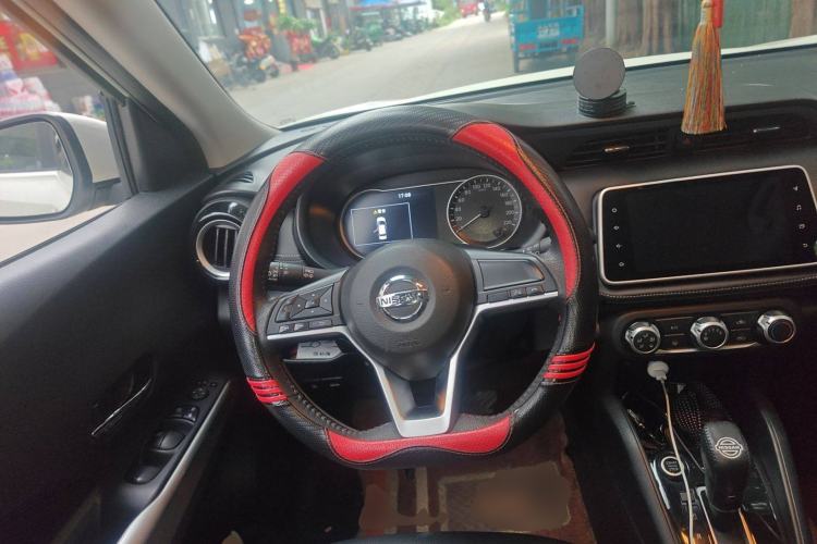 Used Nissan Kicks 2021 1.5L XV CVT Smart Connect Luxury Edition