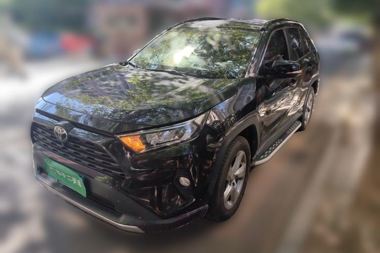 Used Toyota RAV4 2020 2.0L CVT Two-Wheel Drive Fashion PLUS Edition