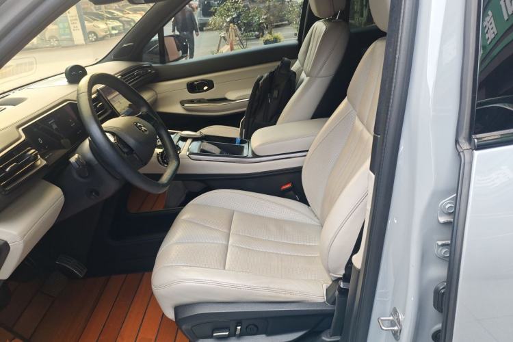 Used Nio ES8 2020 415 km Signature Edition 6-Seater Version
