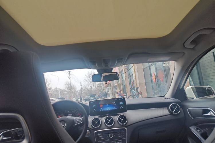 Used Mercedes-Benz GLA 2016 GLA 200 Fashion Model