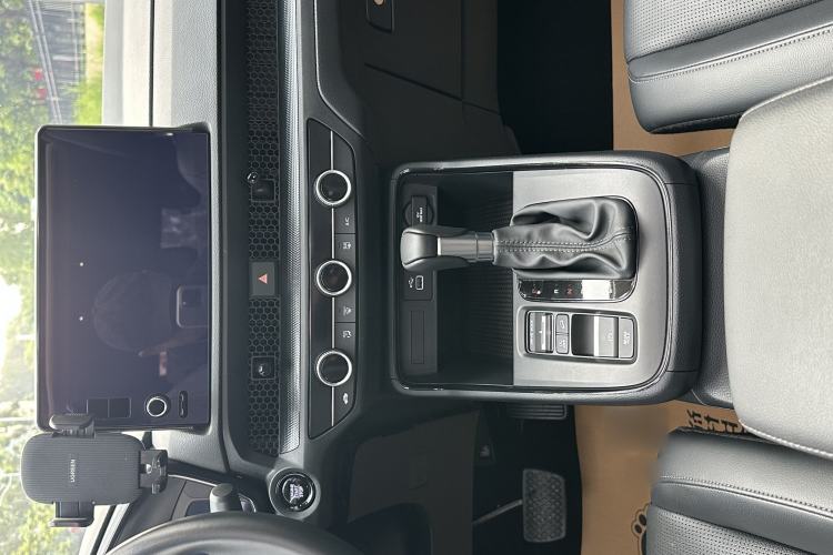 Used Honda Breeze 2023 240TURBO Two-Wheel-Drive Luxury PRO 7-Seater