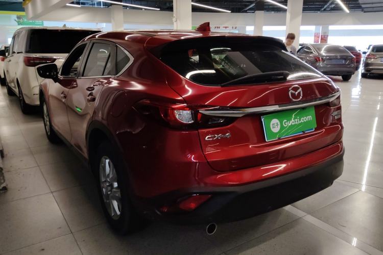 Used Mazda CX-4 2018 2.0L Automatic Two-Wheel Drive Blue Sky Dynamic Version China VI Standard Exterior 2