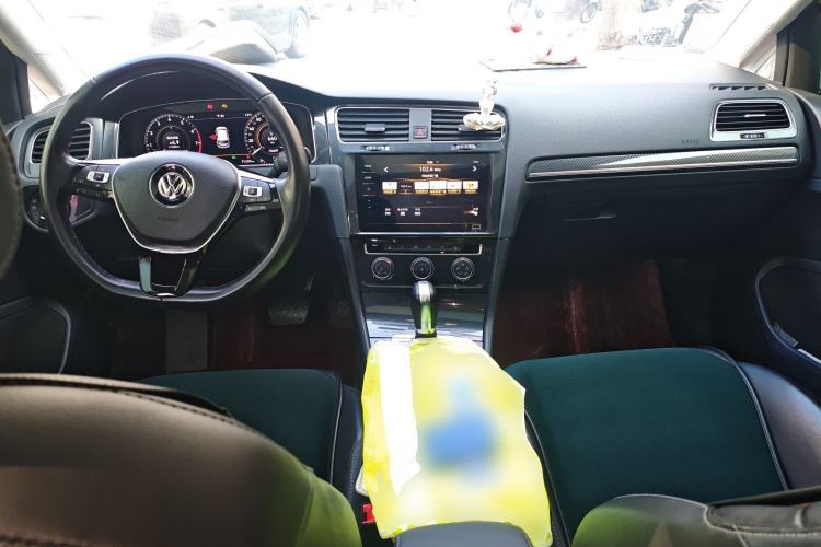 Used Volkswagen Golf 2020 Zhiai Edition 280TSI DSG Luxury Model