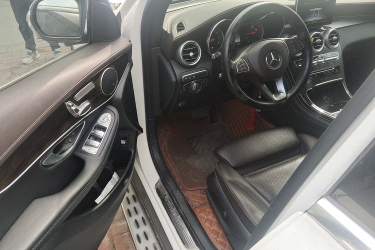 Used Mercedes-Benz GLC 2018 GLC 260 4MATIC Luxury Model Driver Seat