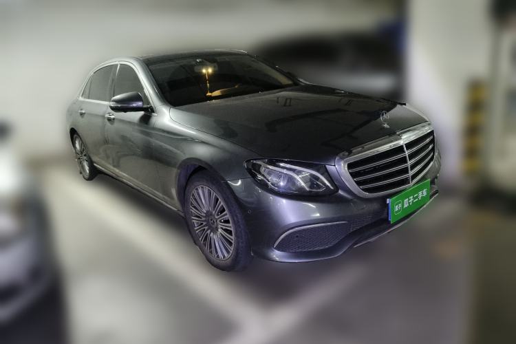 Used Mercedes-Benz E-Class 2019 Restyled E 300 L Luxury Edition Front Right 45 Deg