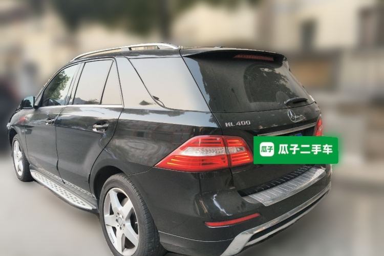 Used Mercedes-Benz M-Class 2014 ML 400 4MATIC Luxury Model Rear Left 45 Deg