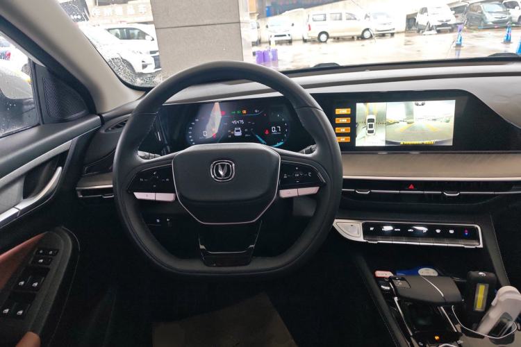 Used CHANGAN Eado 2023 Changan Edition PLUS Blue Whale NE 1.4T GDI DCT Prestige Version
