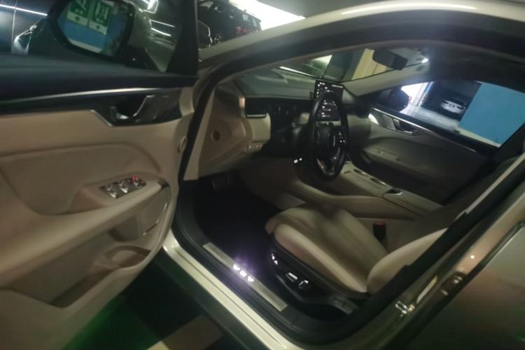 Used Wey Mocha New Energy 2023 Two-Wheel Drive Long-Range Version Driver Seat