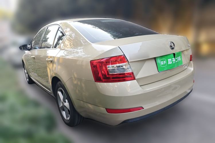 Used Skoda Octavia 2015 1.6L Automatic Yijie Edition