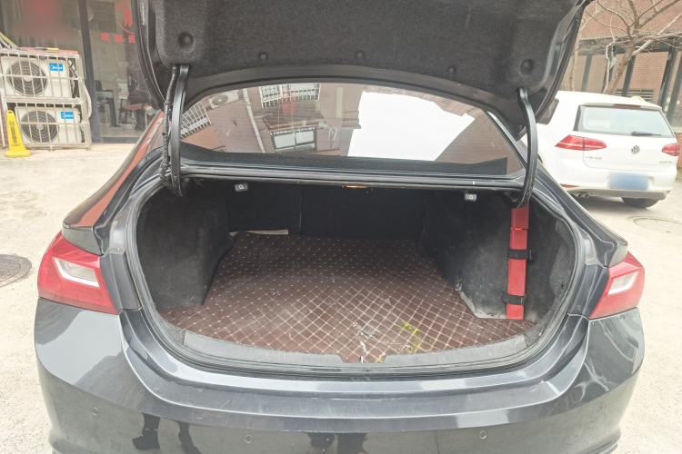 Used Chevrolet Malibu XL 2017 1.5T Automatic Ruichi Edition