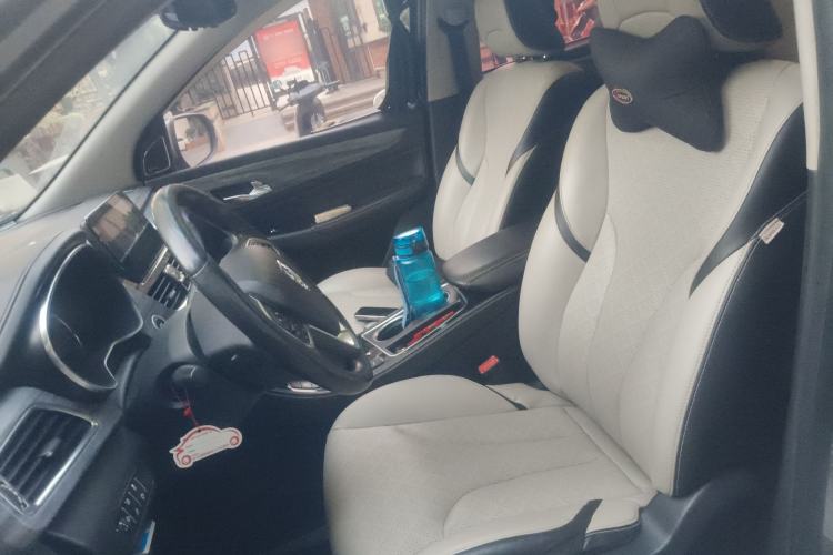 Used Baojun 730 2017 1.5T DCT Flagship Model 7 Seats China V Emission Standard Left Front Seat