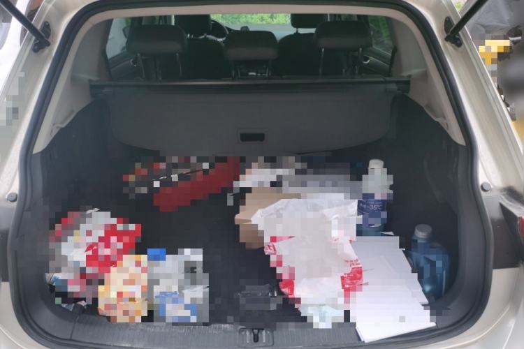 Used Volkswagen Tiguan L 2017 330TSI Automatic Two-Wheel Drive Luxury Edition Trunk