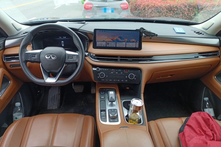 Used Infiniti QX60 2022 2.0T Four-Wheel Drive Luxury Edition Center Console