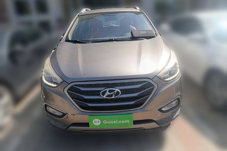 Used Hyundai ix35 2013 2.0L Automatic Two-Wheel Drive Smart GLS China IV Standard