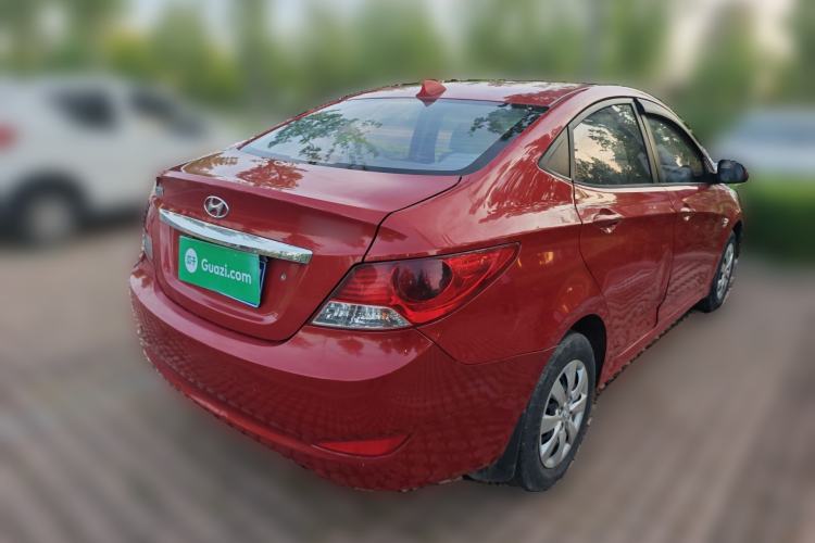 Used Hyundai Verna (older generation) 2010 Sedan 1.4L Manual Comfort GS
