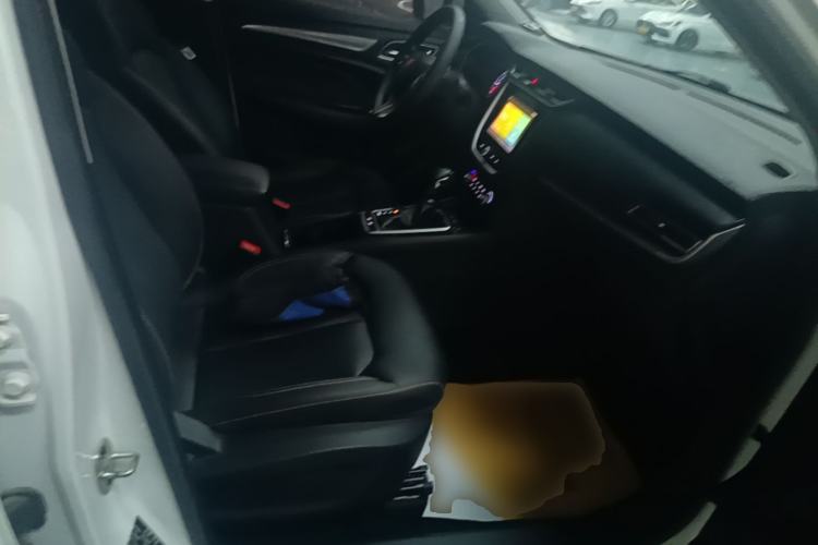 Used Roewe RX3 2020 1.6L CVT 4G Connected Ultra-Cool Flagship Edition
