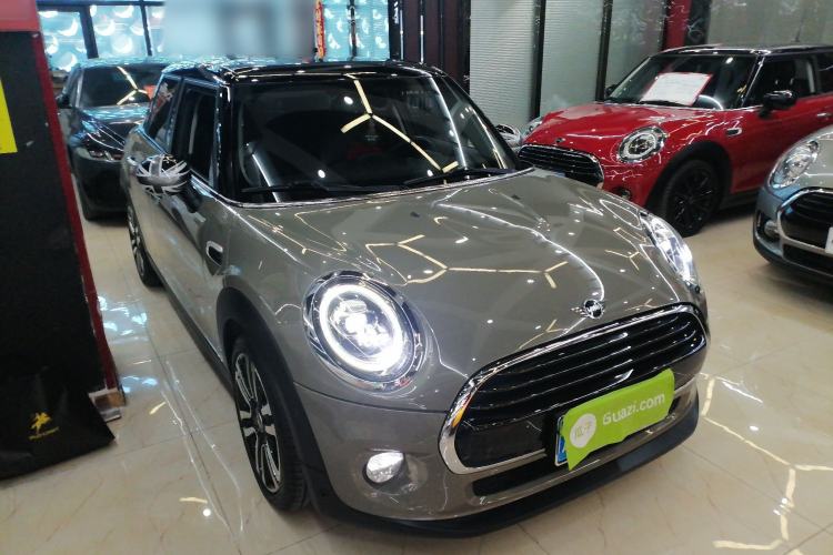Used MINI MINI 2018 1.5T COOPER Artist Five-Door Edition
