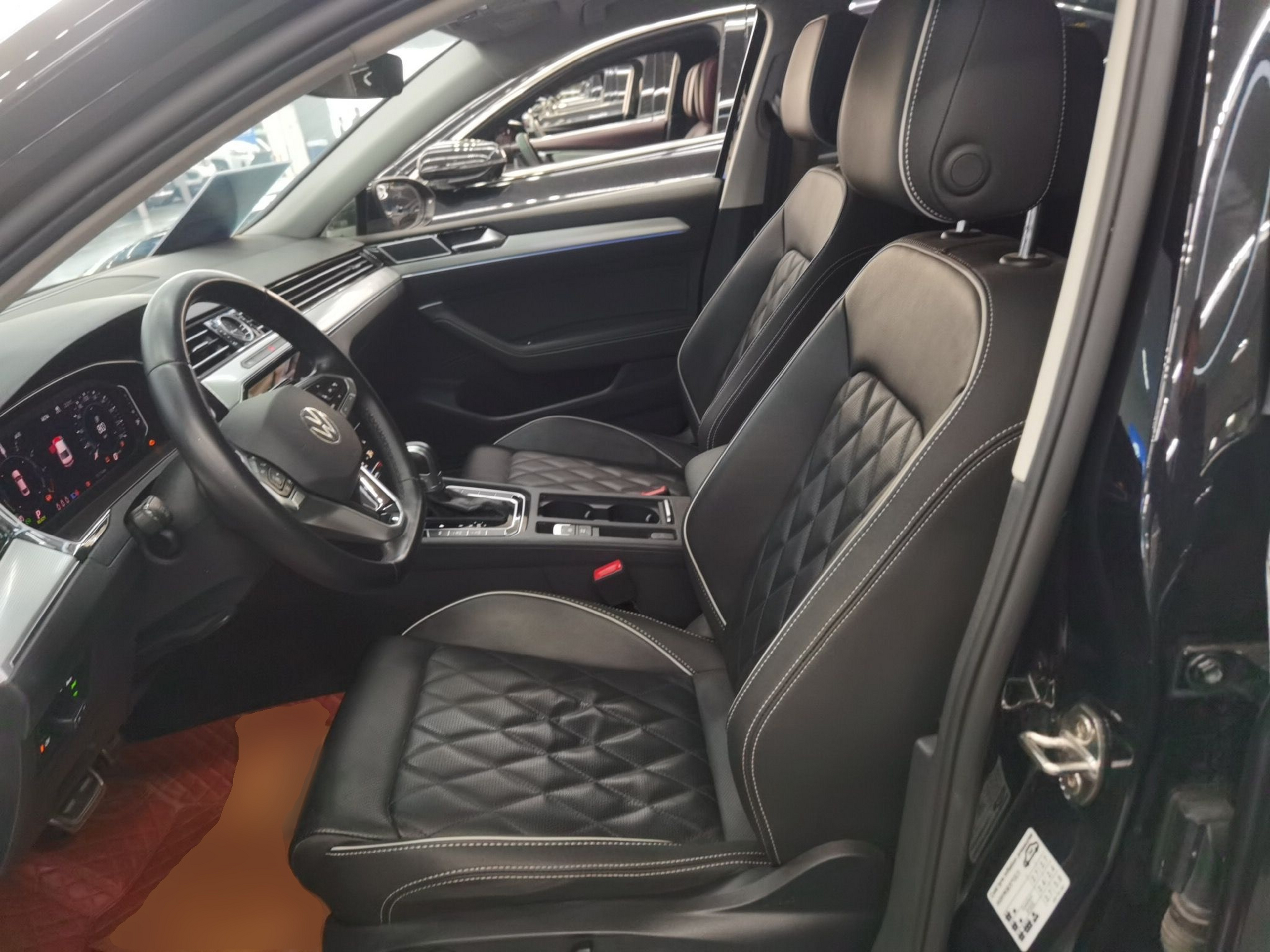 Interior delantero