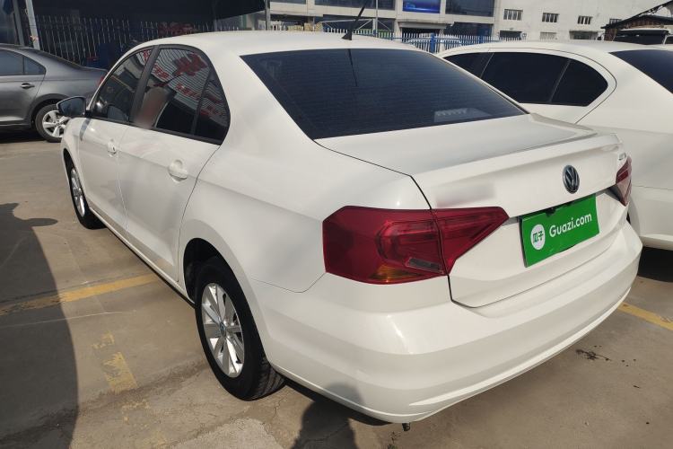 Used Volkswagen Jetta 2017 1.4L Manual Fashion Edition