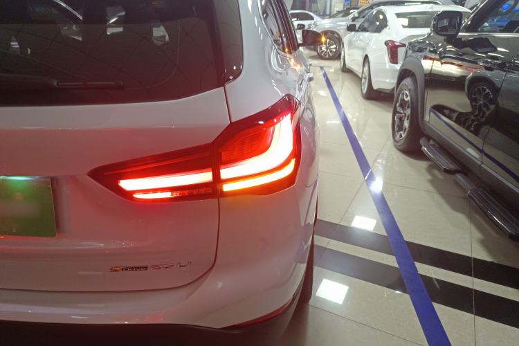 Used BMW X1 2021 Restyled sDrive25Li Leading Edition
