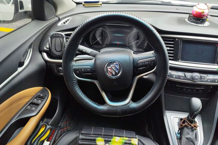 Used Buick Excelle GX 2018 18T Automatic Flagship Model Steering Wheel