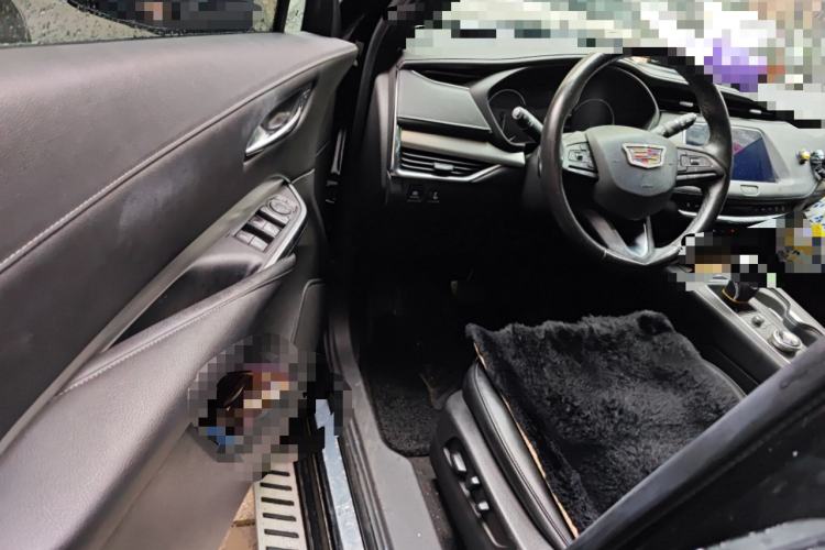 Used Cadillac XT4 2018 28T Two-Wheel Drive Leading Version
