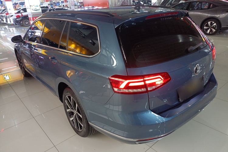 Used Volkswagen Variant 2018 380TSI Two-Wheel Drive Comfort Edition
