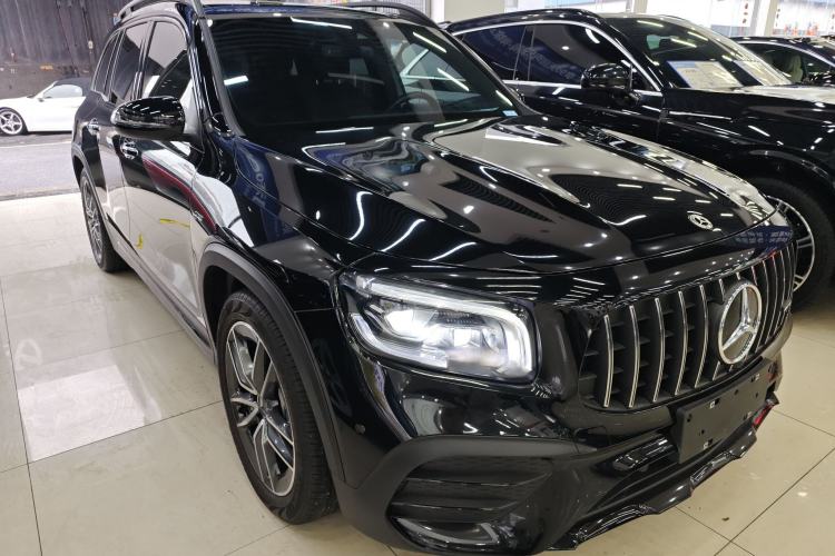 Used Mercedes-Benz GLB AMG 2022 AMG GLB 35 4MATIC Front Right 45 Deg