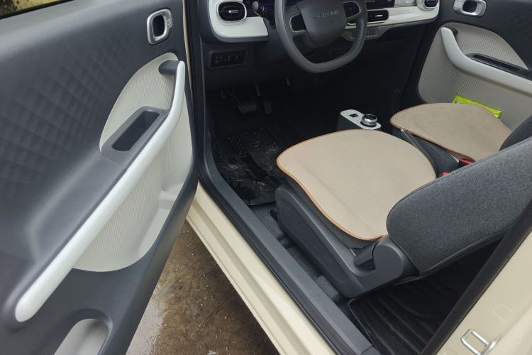 Used Geely Galaxy Panda 2025 210 km – Yuanqi Bear